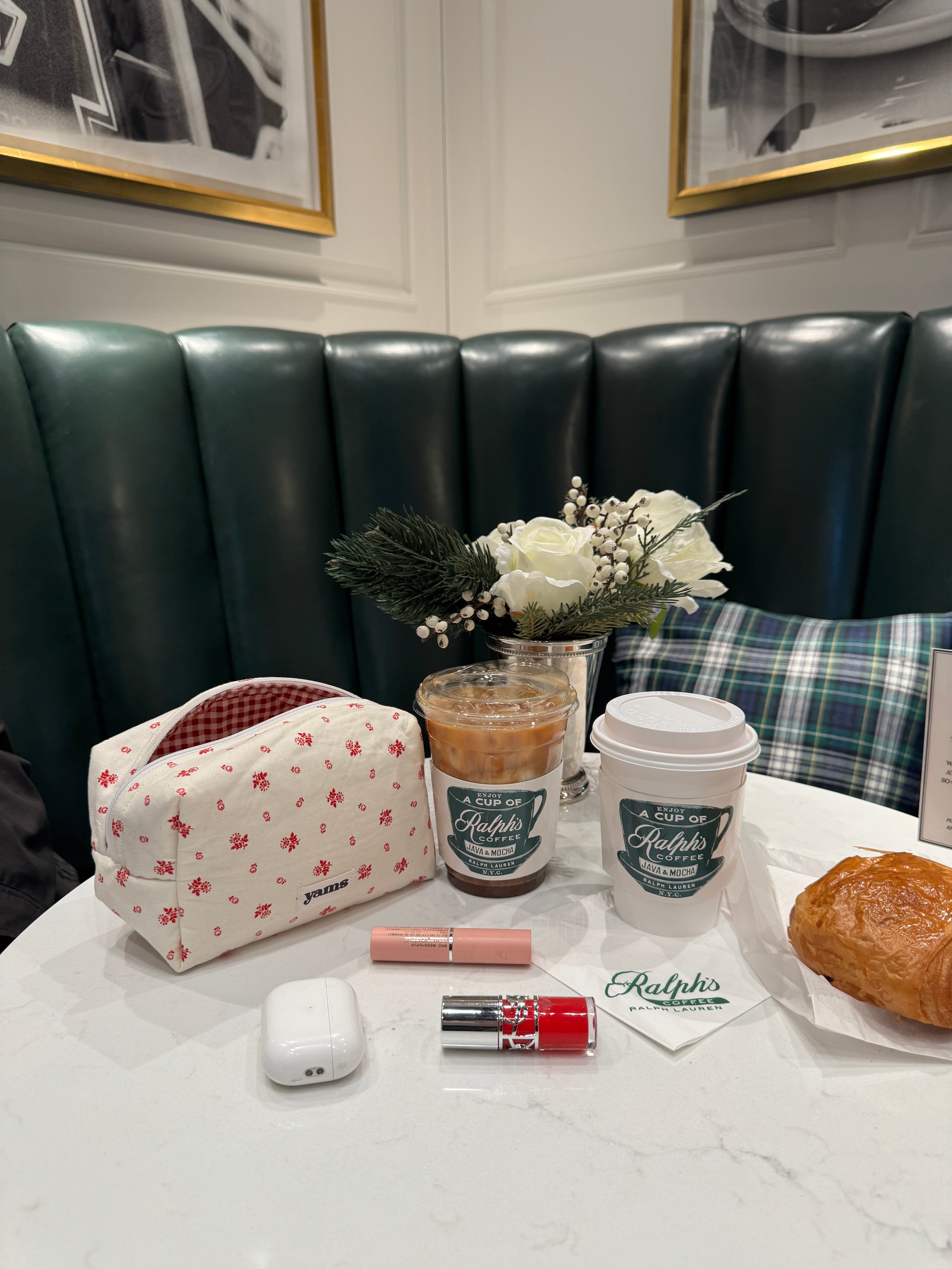 Red Daisy Beauty Bag